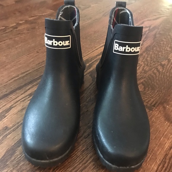 barbour wilton boots